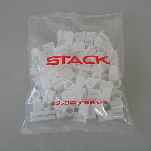 スタック電子 BNCコネクタ ポリキャップ(ジャック用) BNC070(R0)「在庫掲載」(同軸コネクタ)