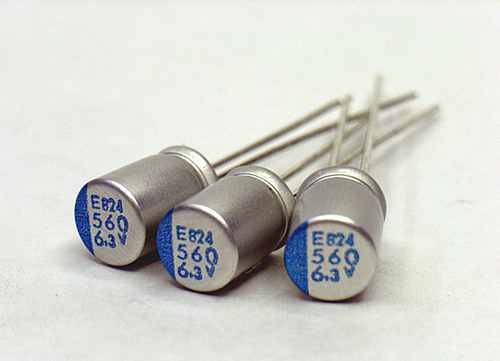日本ケミコン 導電性高分子アルミ固体電解コンデンサ APSE2R5ELL821MF08S