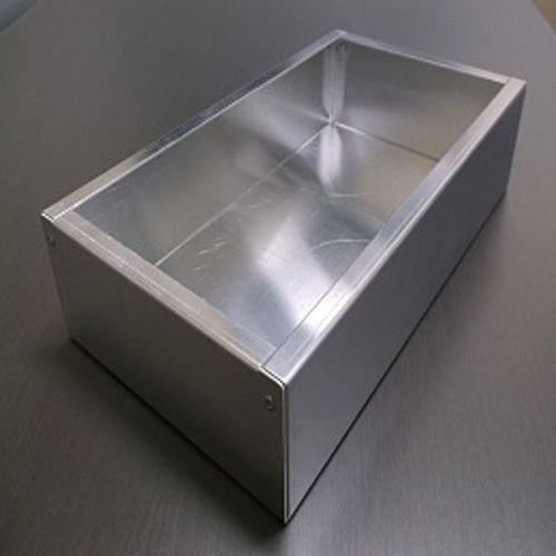 加賀金属　CHASSIS（アルミ板）　NO.6R