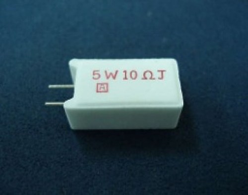 赤羽電具製作所　セメント抵抗器　RWP05M103J