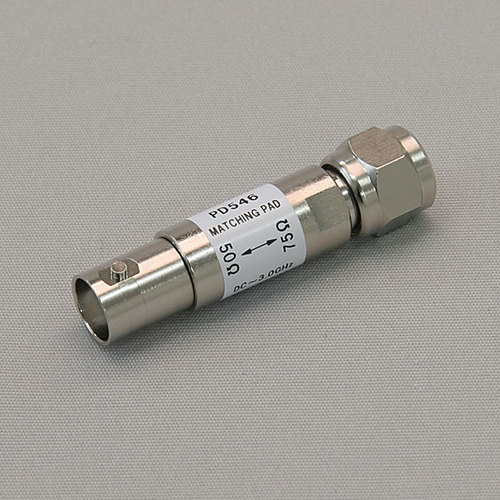スタック電子　50Ω-75Ω抵抗変換型インピーダンス変換器　BNC(J)-F(P)　PD546(R0)「在庫掲載」(計測器アクセサリ)