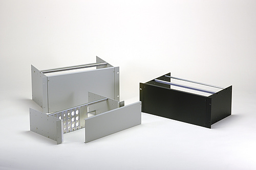 タカチ電機工業　UT型ラック端子盤ユニット　UT222-270B
