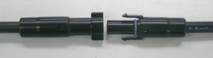 SMK　太陽電池モジュール用コネクタ（プラグハウジング）　CCT9901-2512F